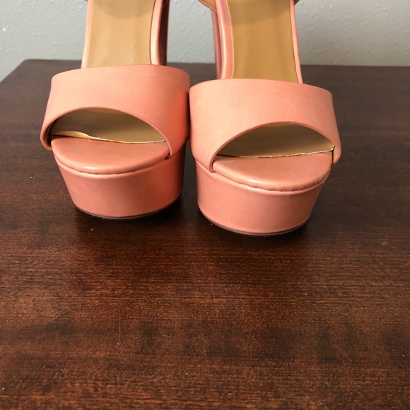 Delicious platform 5.75” heel light coral size 6/6.5 - Picture 10 of 10
